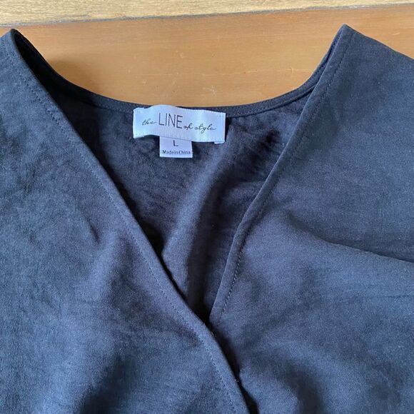 The Line of Style Black Tie Front Blouse - L - Picture 1 of 5